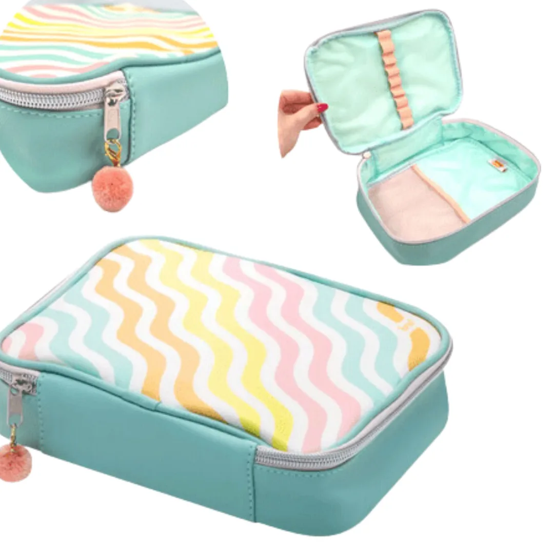 Cartuchera Estampada con Pompom BRW