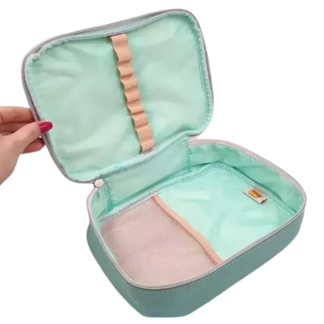 Cartuchera Estampada con Pompom BRW 3