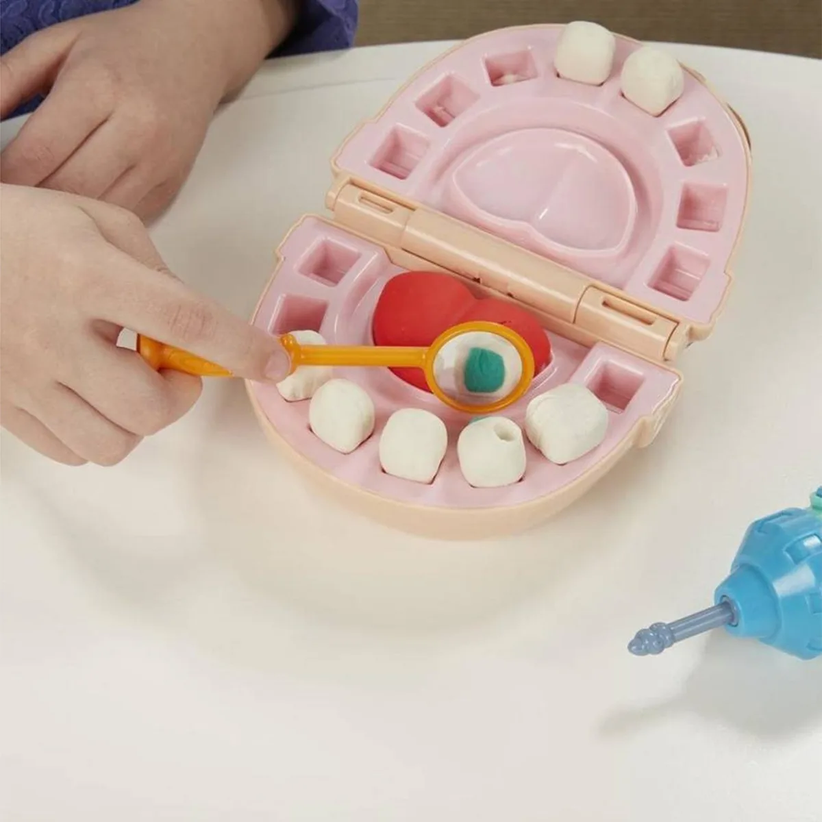 Juego De Plastilina Play-doh Dentista Bromista 4