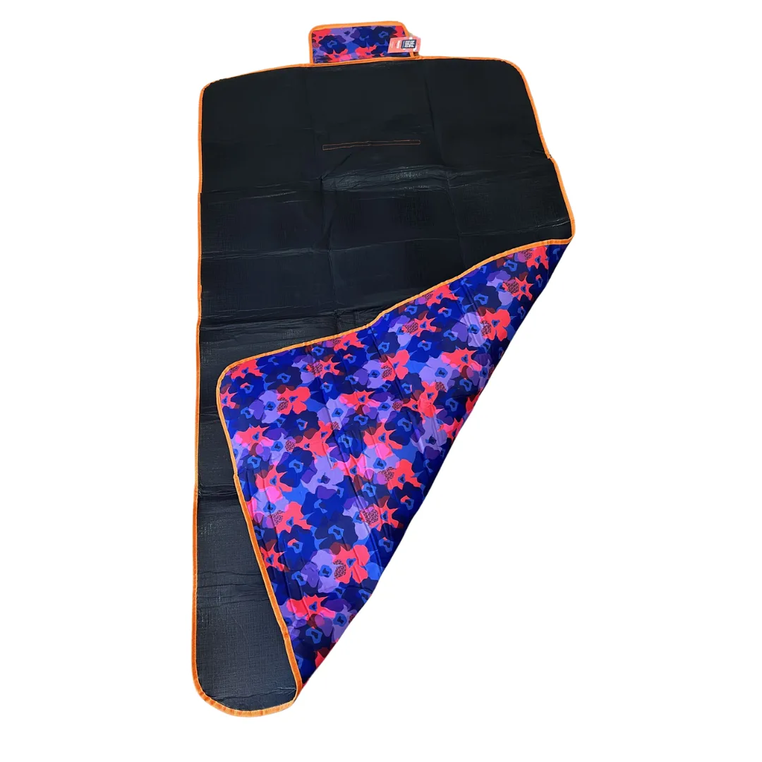 Manta Impermeable Floral - Ideal Picnic o Playa 3