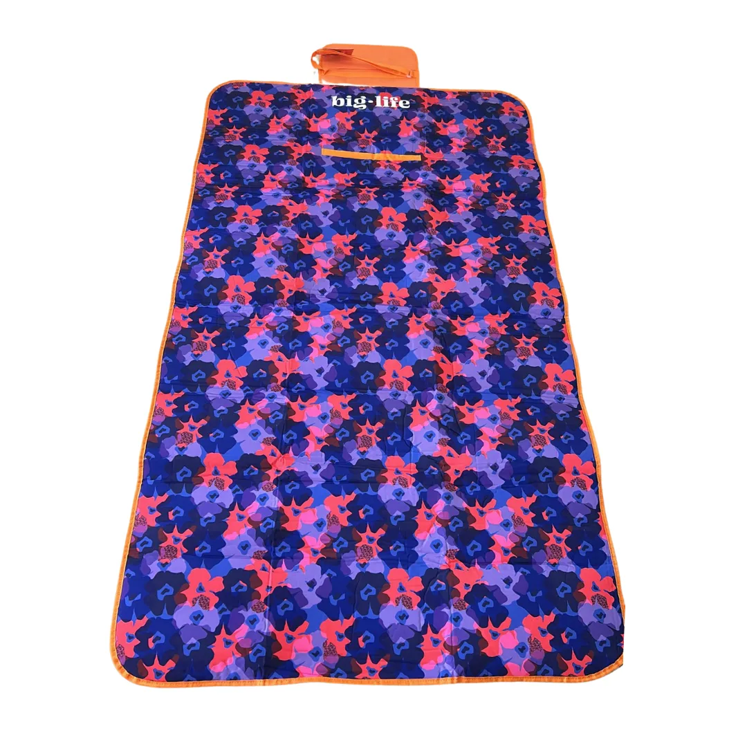 Manta Impermeable Floral - Ideal Picnic o Playa